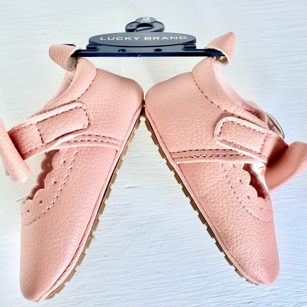 Lucky Brand MaryJane Baby Crib Shoes Blush,Faux Leather,Bow,Infant(2)3-6 MTHS - Picture 8 of 9